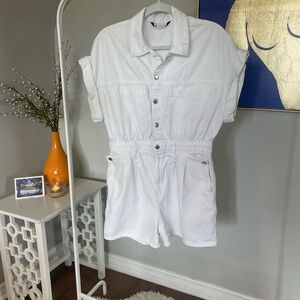 White Button-Up Romper. Zara. Size L.